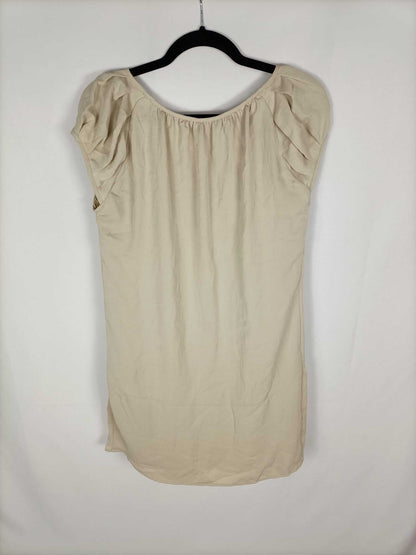 ZARA. Beige flowing dress Ts