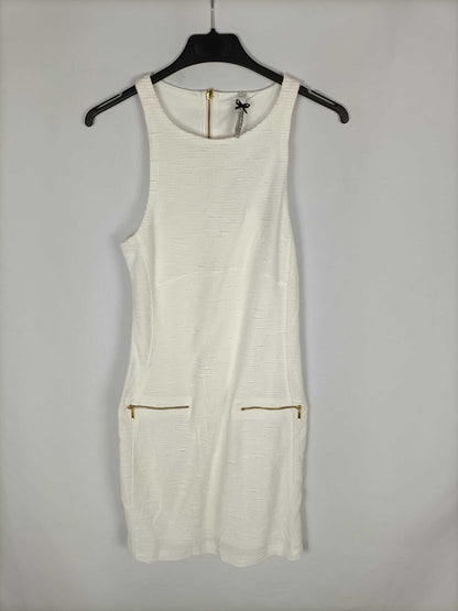 STRADIVARIUS.Vestido blanco roto T.m