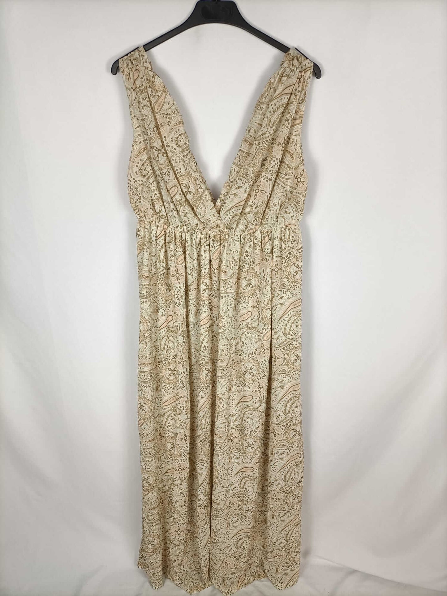 H&amp;M. Beige long dress S.40