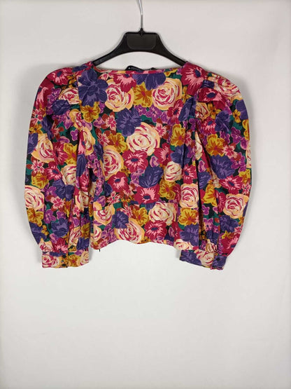 ZARA.Floral top with puffed sleeves Tm