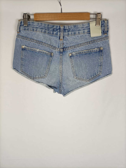 PULL&BEAR.Shorts denim cortos T.36