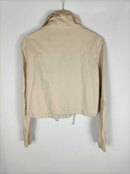 STRADIVARIUS.Cazadora finita beige cremallera T.m