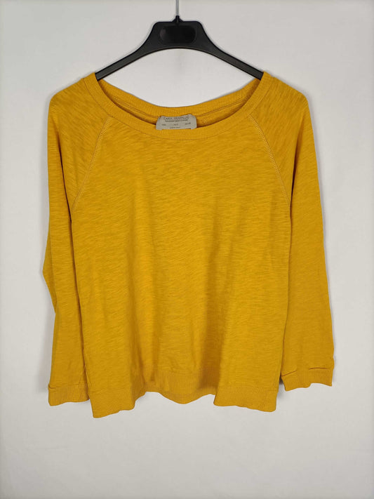 ZARA.Camiseta/sudadera mostaza T.s