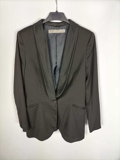 ZARA.Blazer negra estilo smoking T.s
