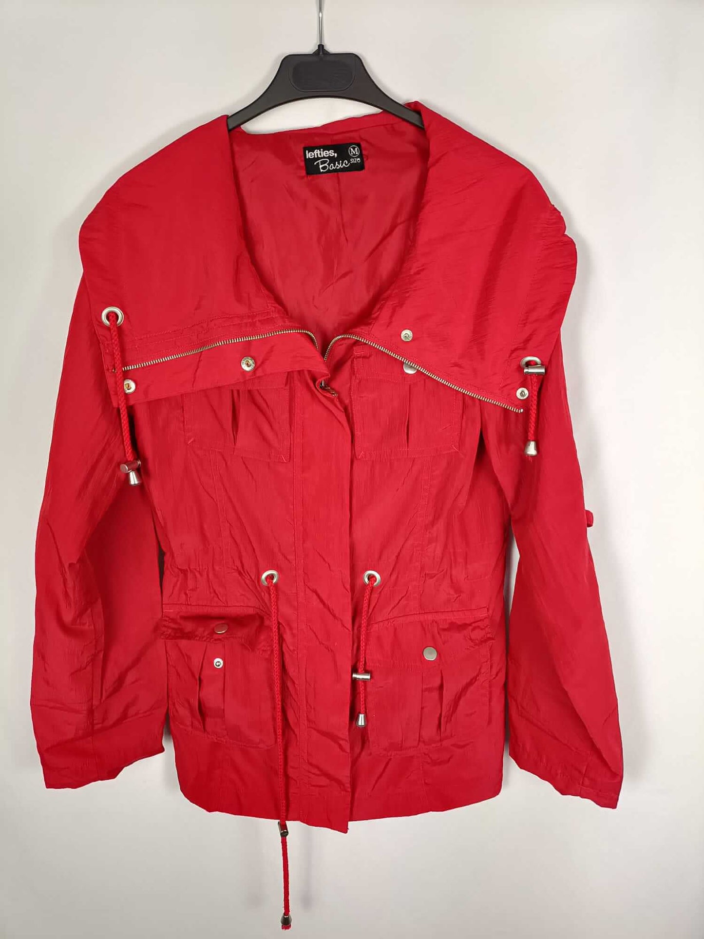 LEFTIES.Parka roja corta vientos T.m