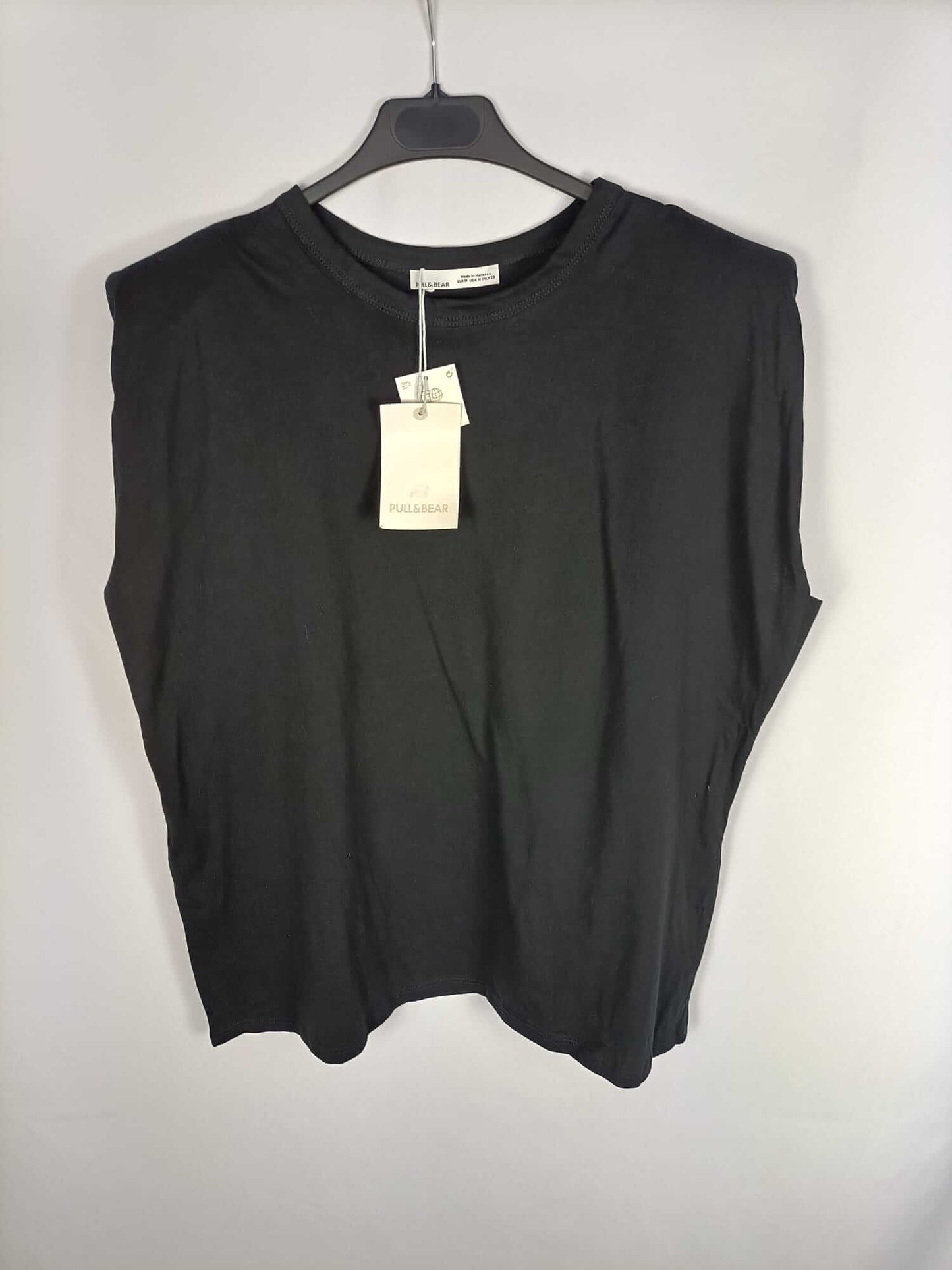 PULL&BEAR.Camiseta hombreras negra T.m