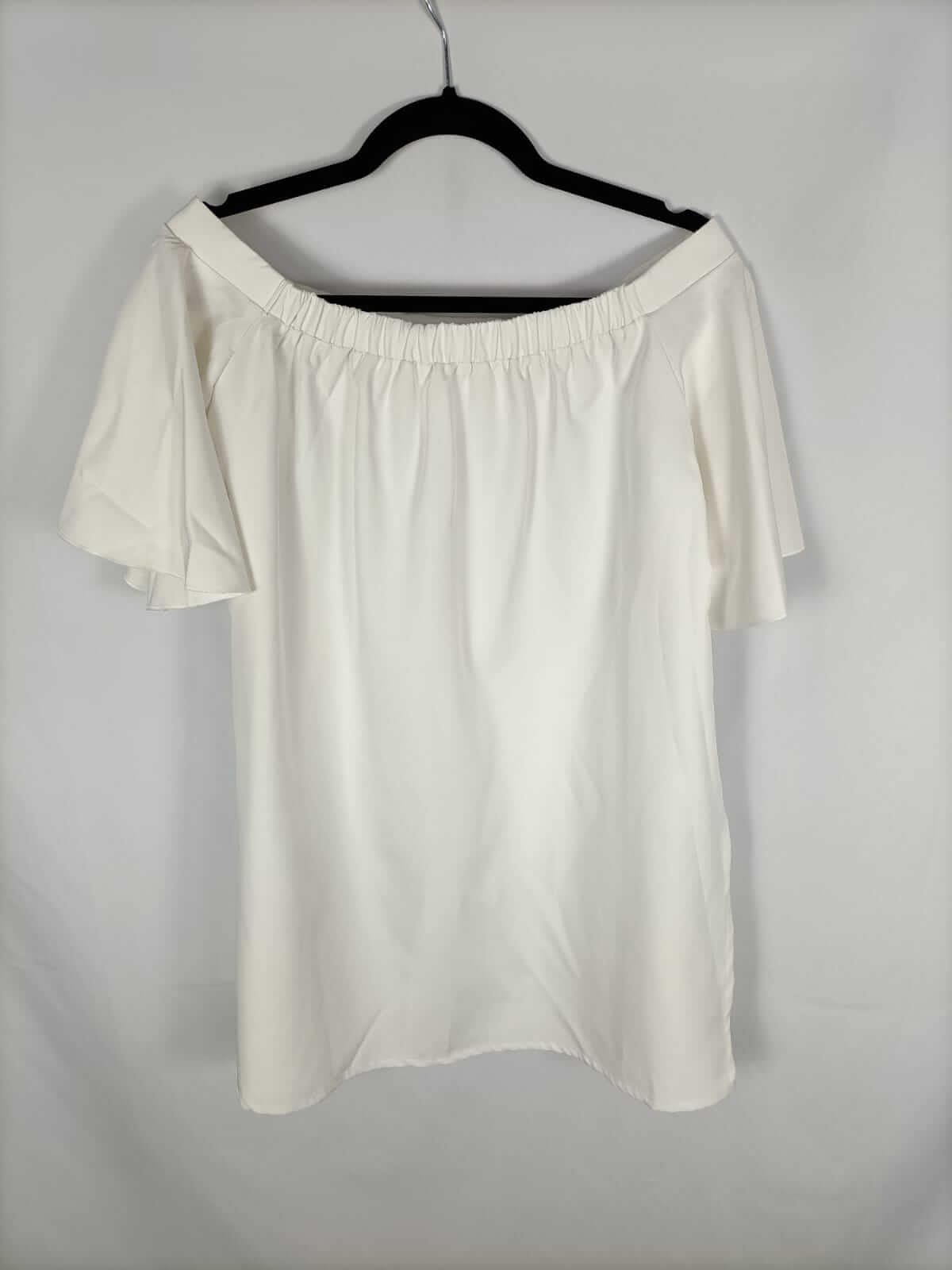 OTRAS.Blusa blanco roto bordada TU (M/L)