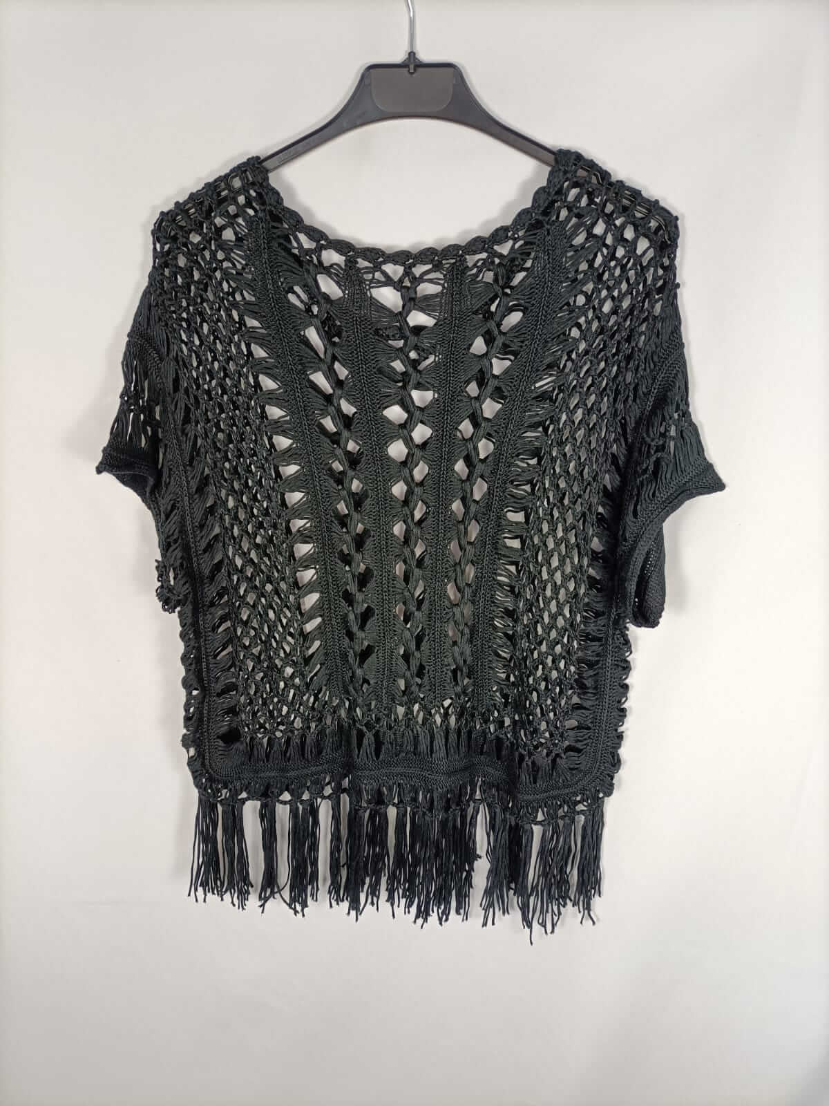 OTRAS.Top negro troquelado flecos TU (m)