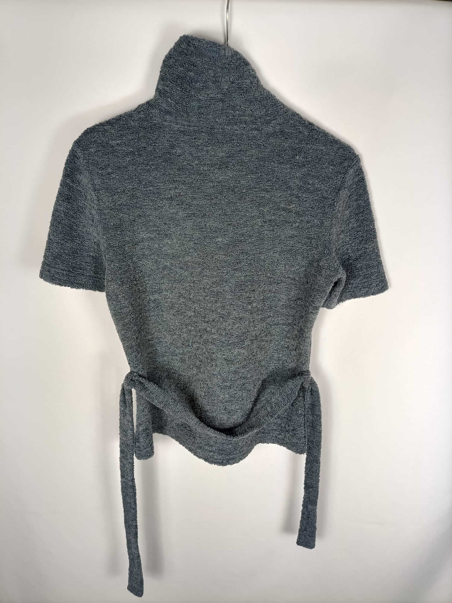 LINEA KLUB. Top gris textura TU (s/m)