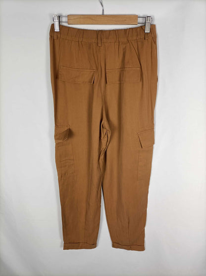 MANGO.Pantalones fluidos cargo rectos T.xs