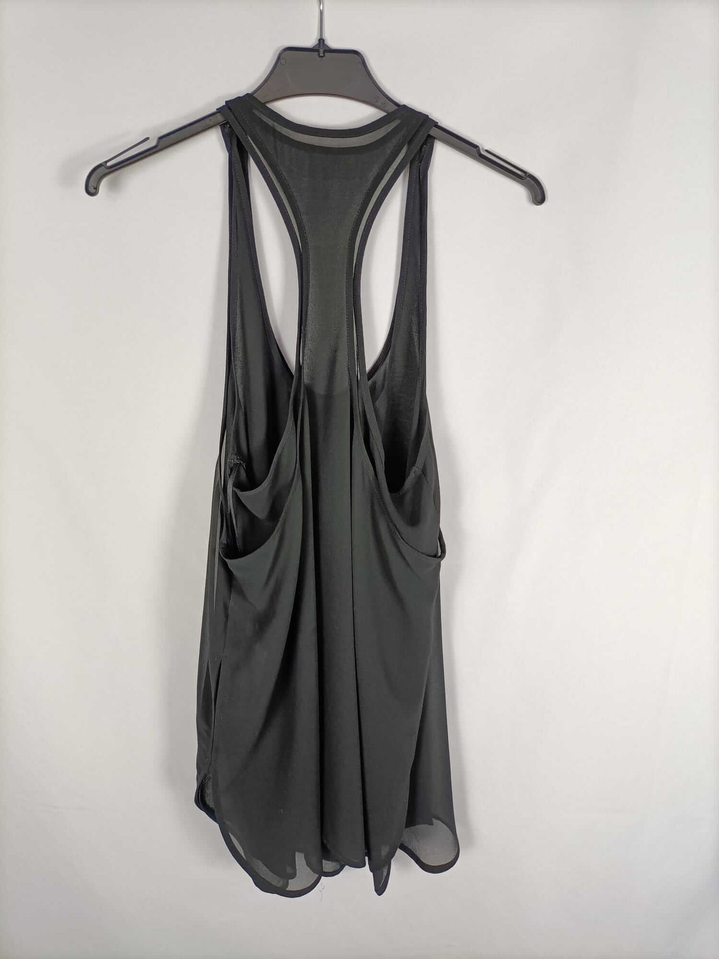 ZARA.Top doble capa negro T.m