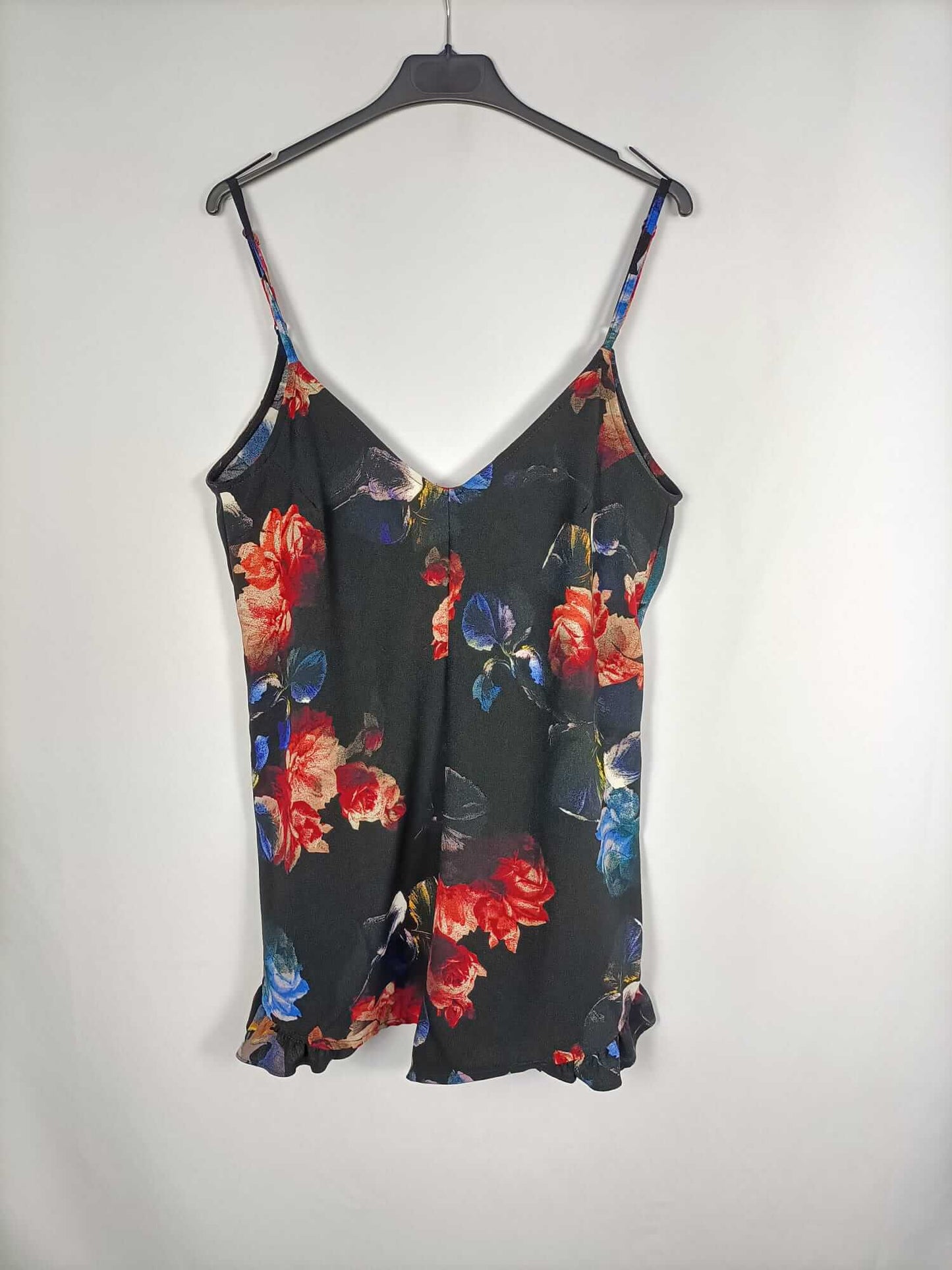 PULL&BEAR.Mono negro flores T.m