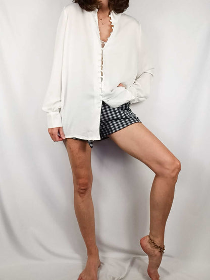 TENDENCI.Blusa blanca botones perla T.L