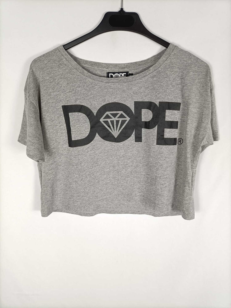DOPE.Camiseta gris letras T.s