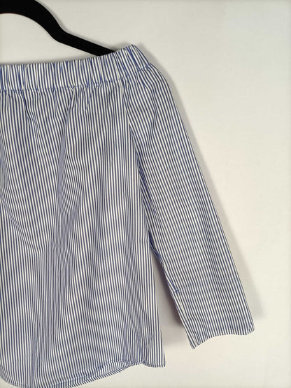 ZARA.Blusa rayas aul y blanco cuello barco T.xs