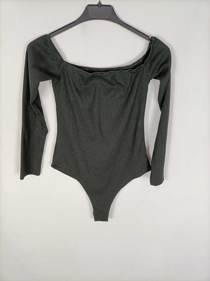 SHEIN.Body negro escote caja T.s