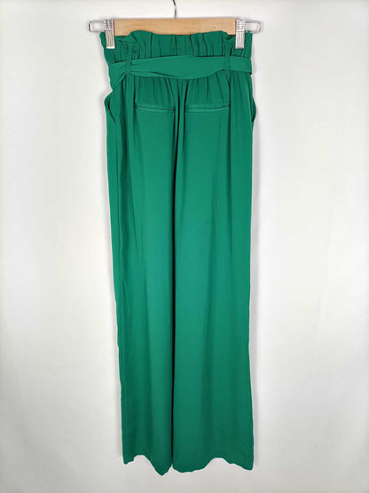 BERSHKA.Pantalones palazzo verdes T.34