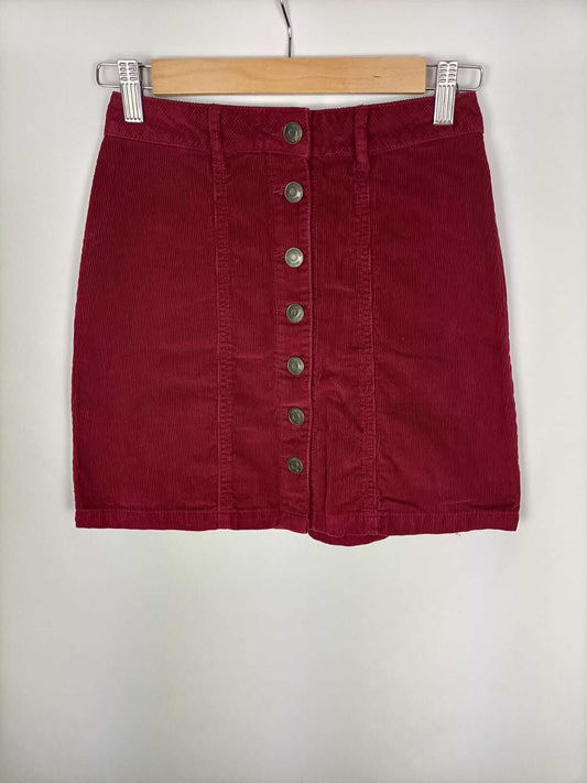 STRADIVARIUS.Burgundy skirt S.34