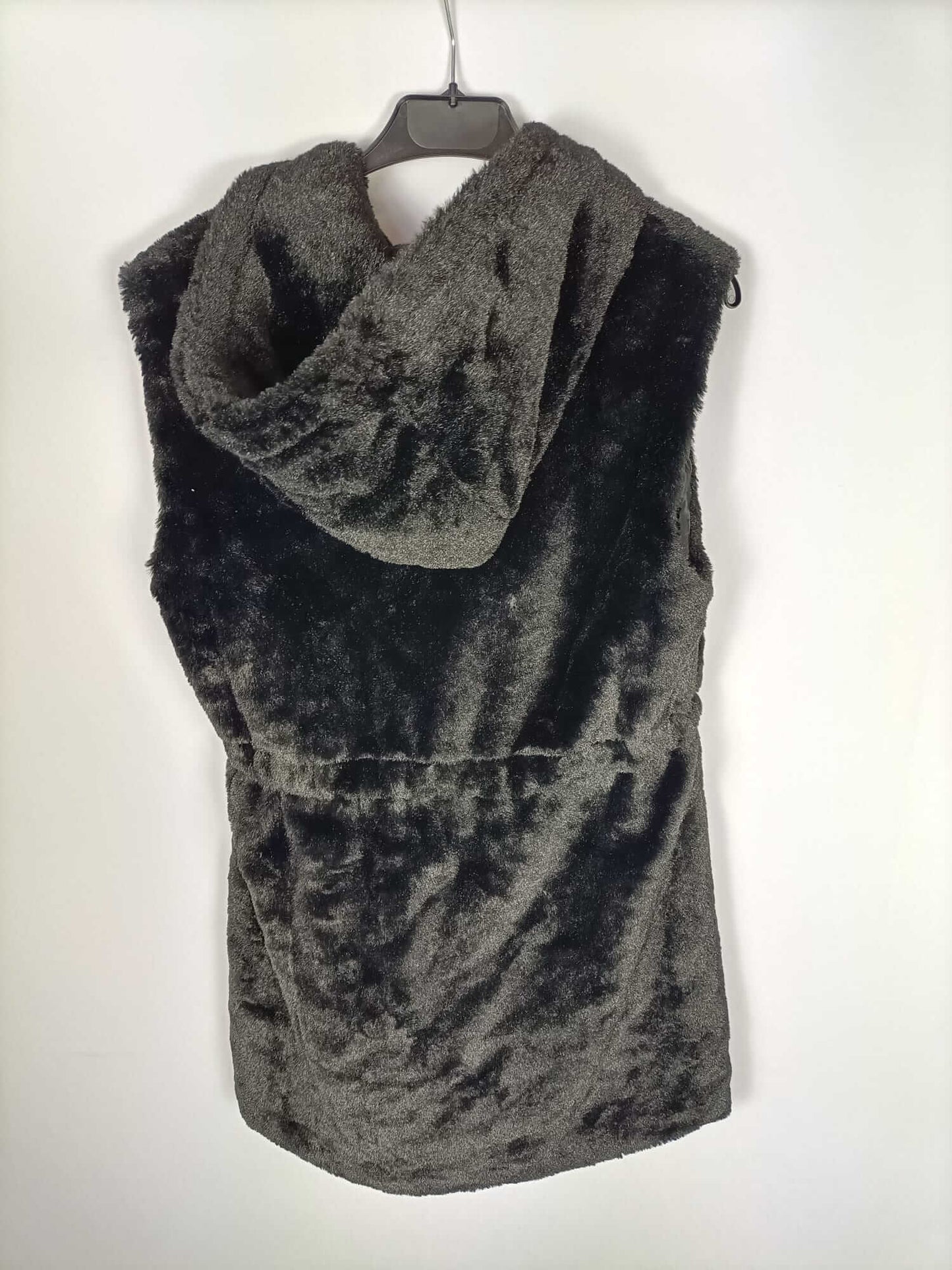 RED QUEEN.Chaleco negro pelo T.s/m