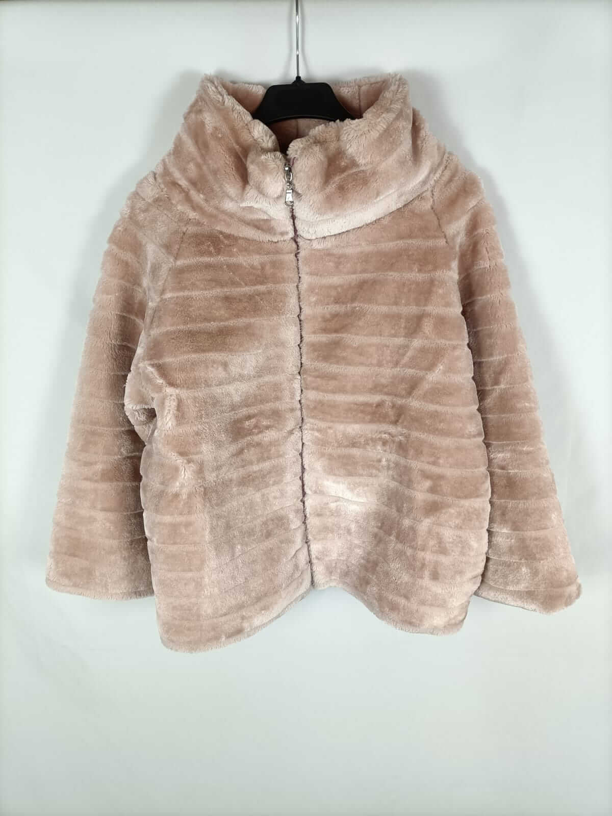OTRAS. Abrigo pelito rosa TU (s/m)
