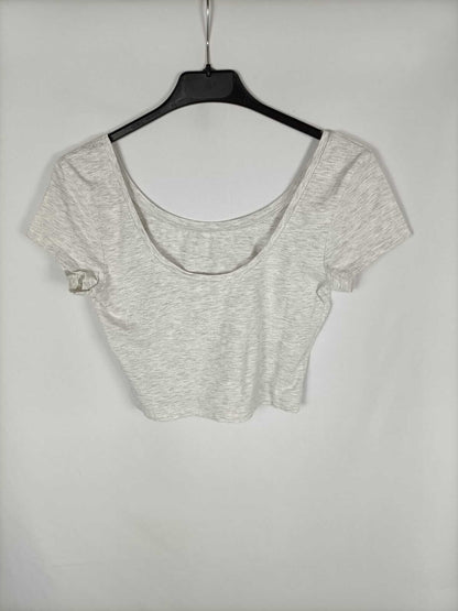 BERSHKA. Top gris T.l