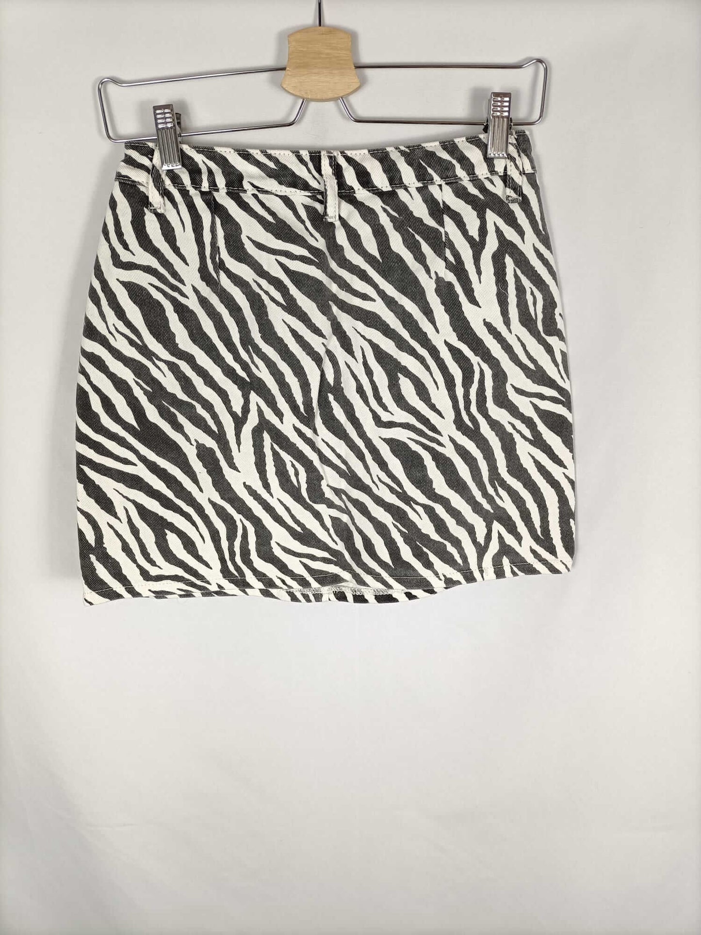 OTRAS. Falda denim cebra T.36