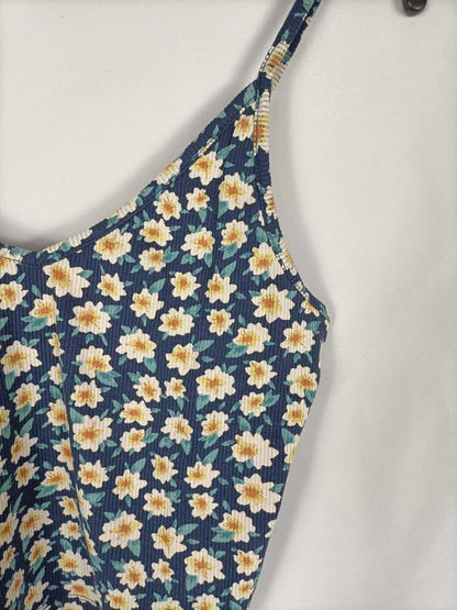 NEW LOOK. Croptop margaritas T.42