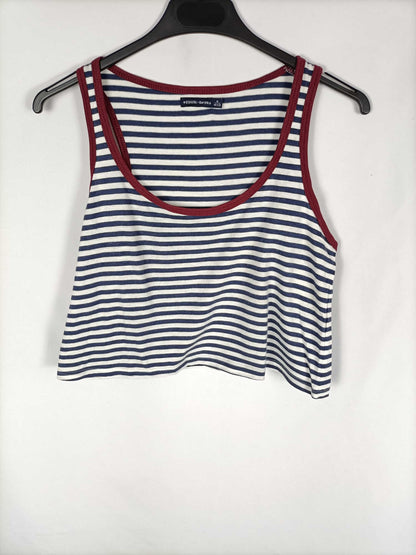 BERSHKA. Top rayas azules T.s
