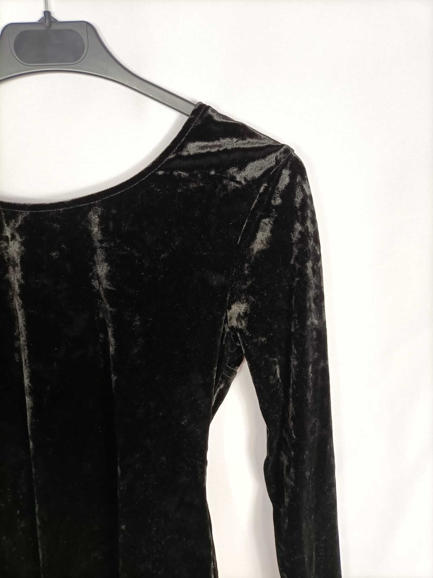 MUS & BOMBON. Body negro terciopelo T.s