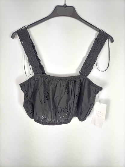 ZARA. Croptop troquelado negro T.m