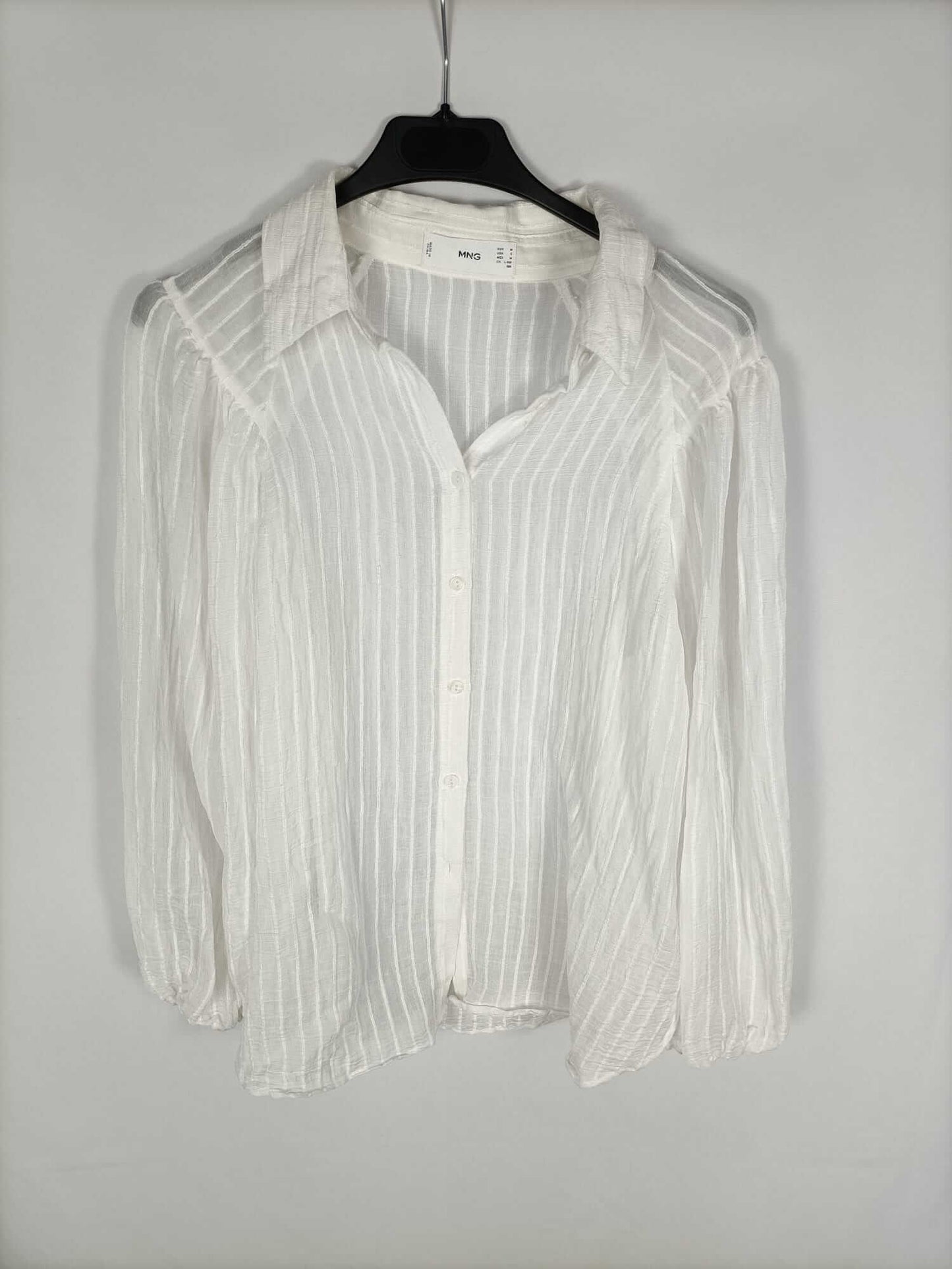 MANGO. Blusa blanca rayas T.m