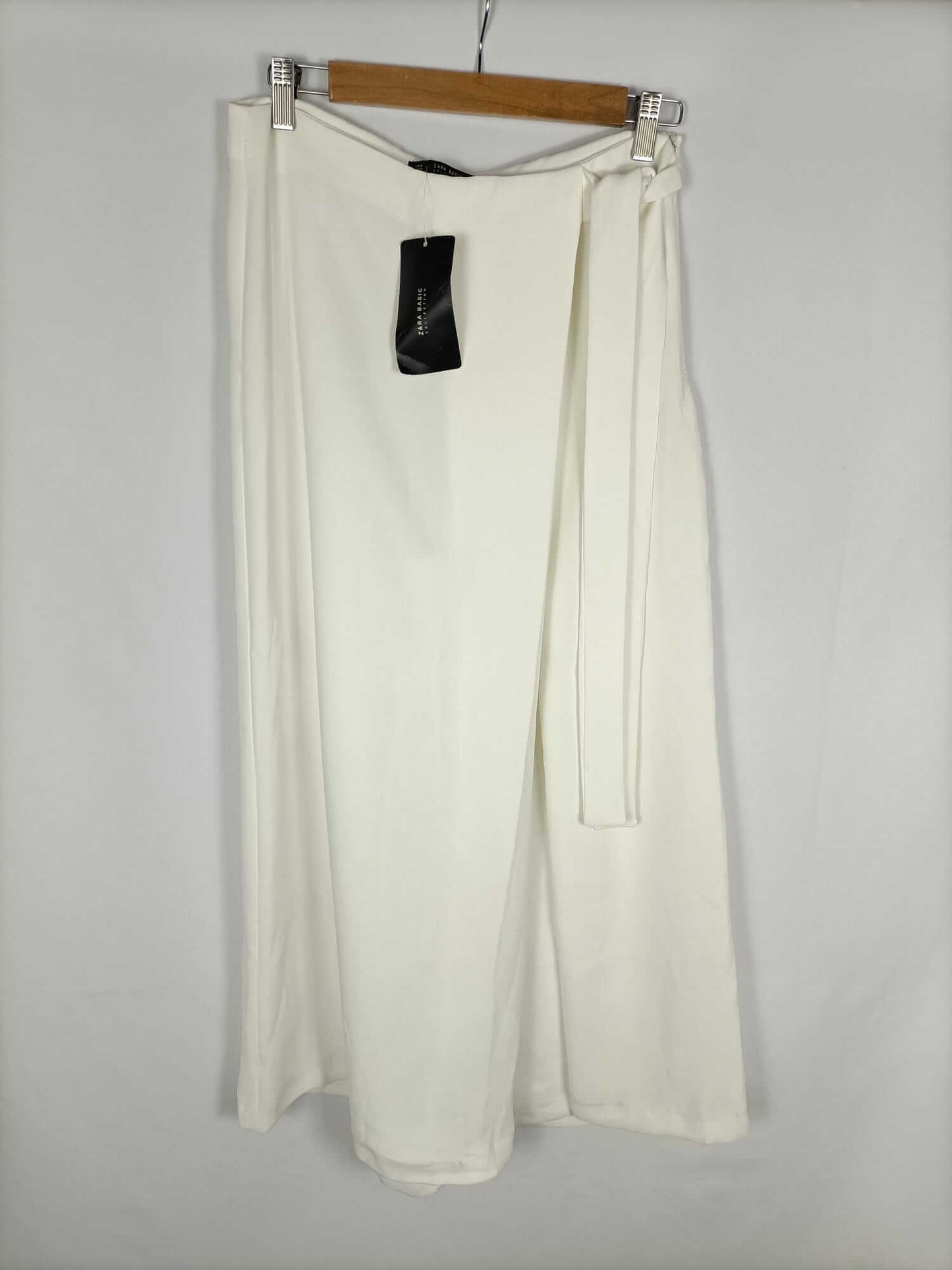 ZARA. Pantalón palazzo cruzado T.m