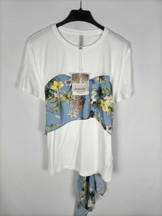 STRADIVARIUS. Camiseta pañuelo T.l
