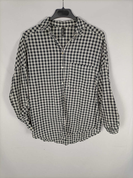 STRADIVARIUS. Camisa cuadros vichi T.s