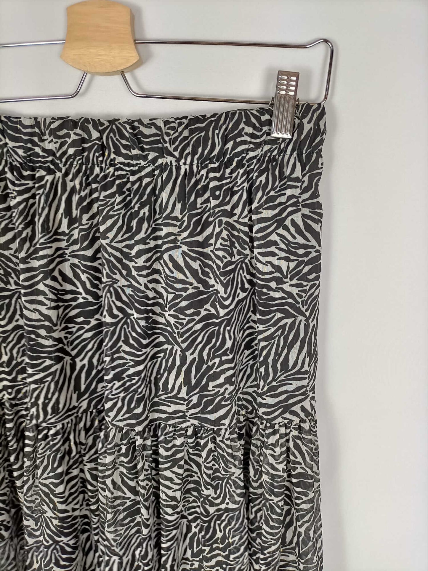 OTRAS.Falda animal print midi T.s/m