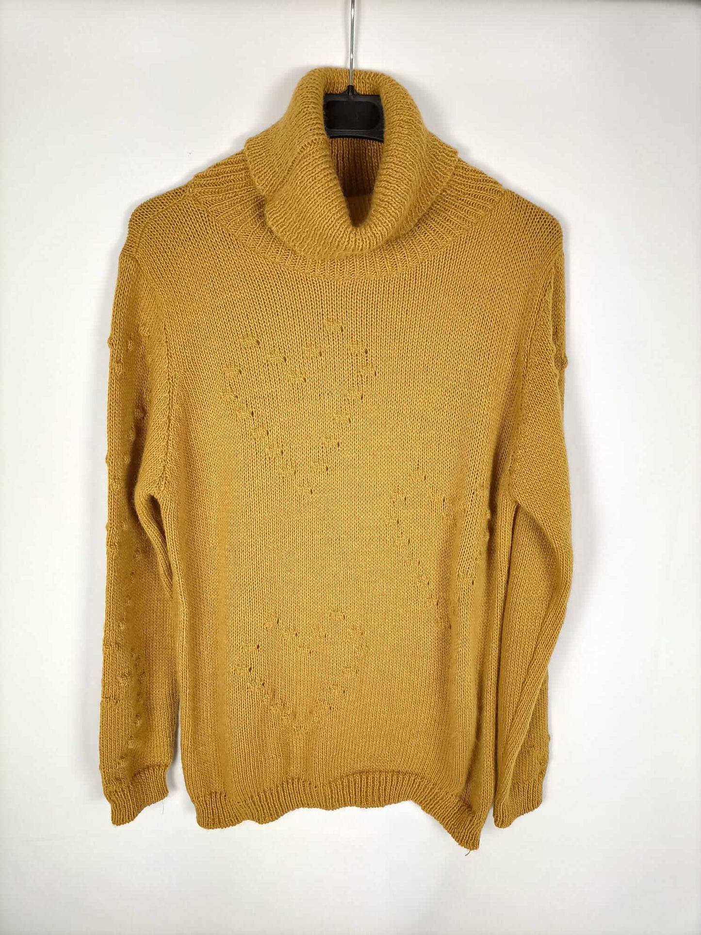 OTRAS. Jersey mostaza corazones Tu (s/m)