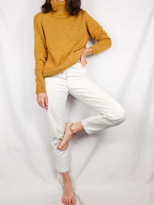 OTRAS. Jersey mostaza corazones Tu (s/m)