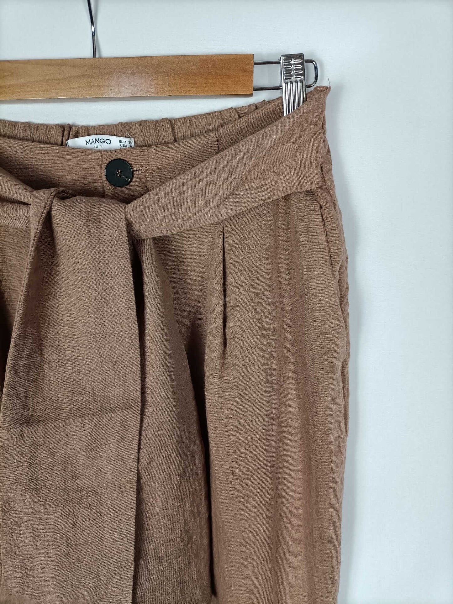 MANGO.Pantalones marrones fluidos T.36
