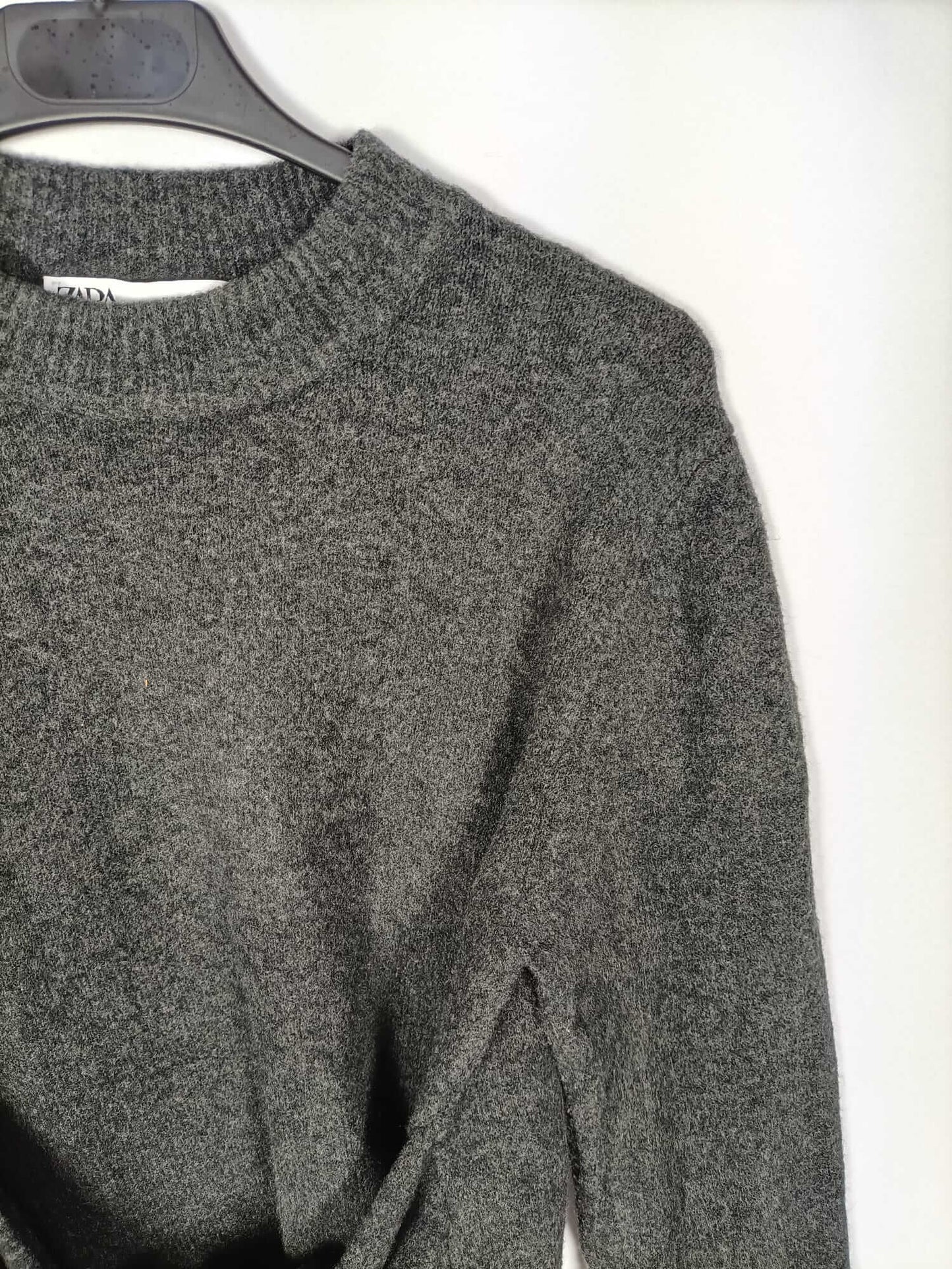 ZARA.Jersey gris lazada T.s