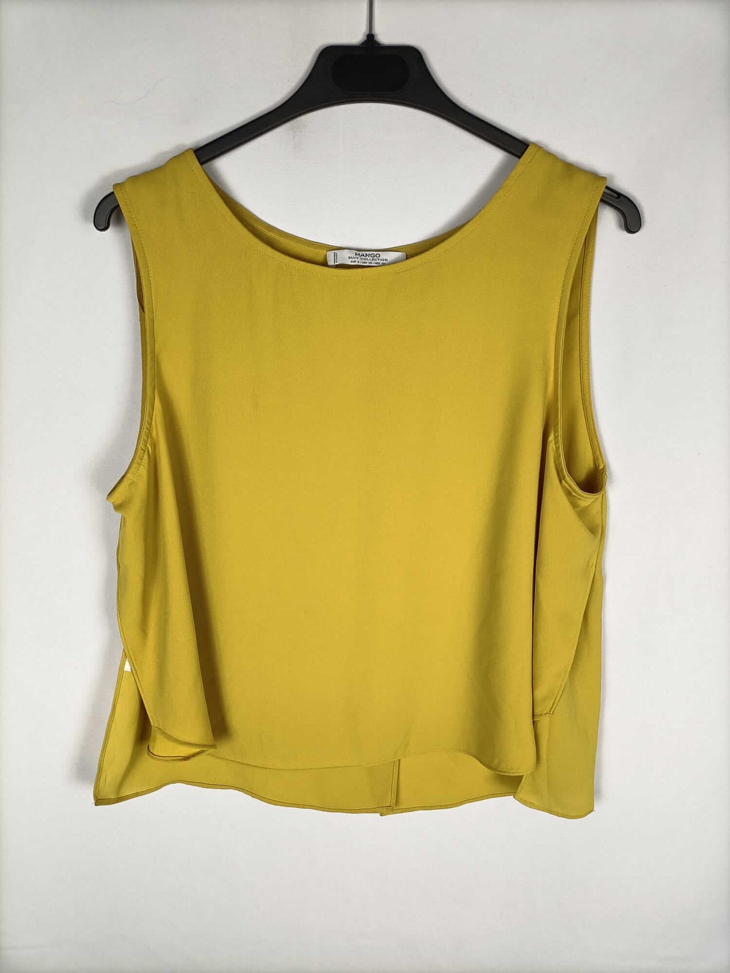 MANGO.Top amarillo fluido espalda abierta T.s