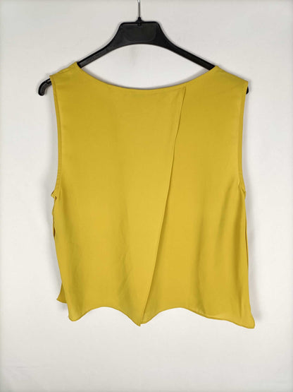 MANGO.Top amarillo fluido espalda abierta T.s