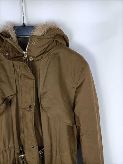 PIMKIE.Parka verde pelito T.40