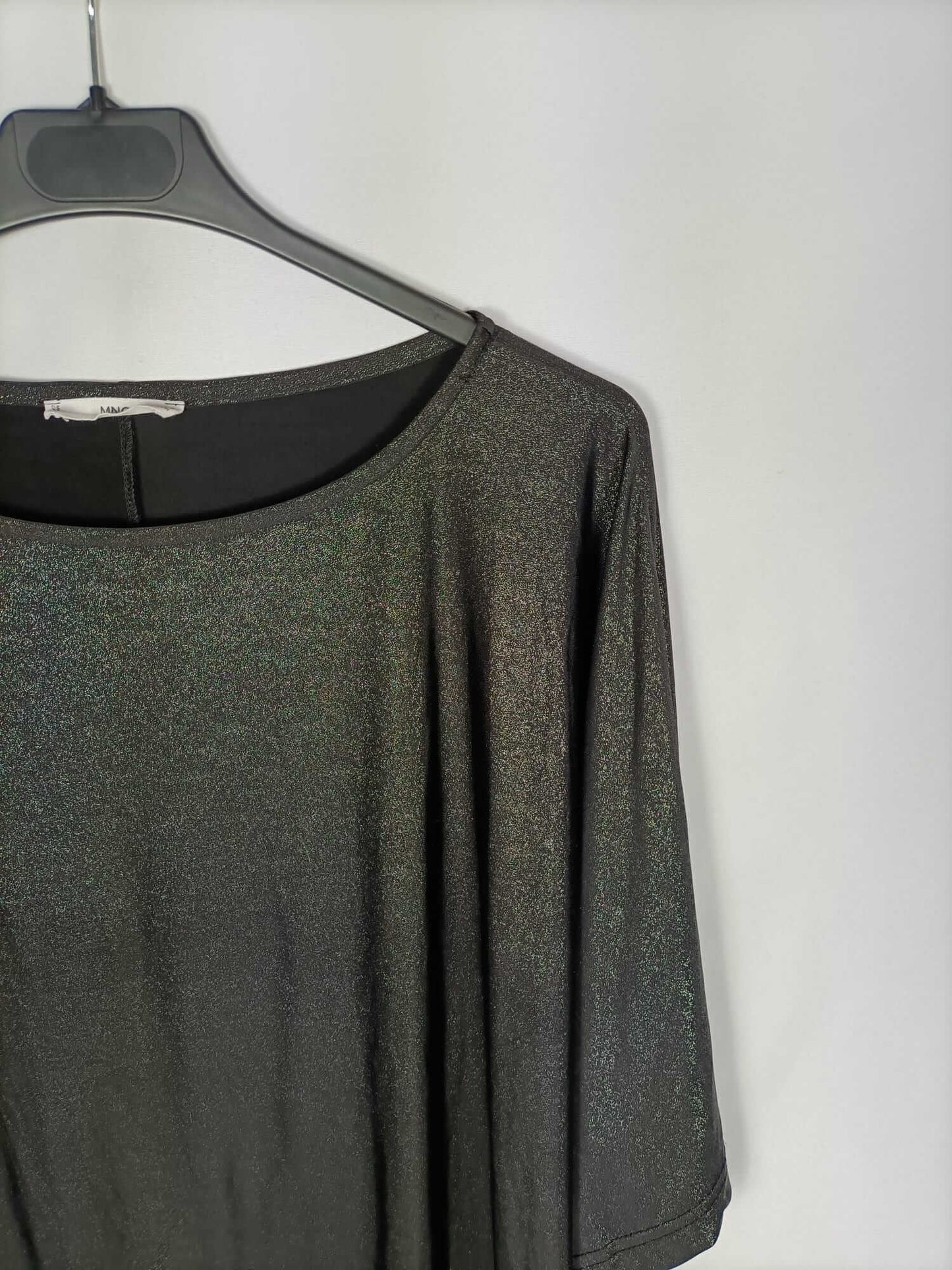 MANGO.Top negro hilos T.s