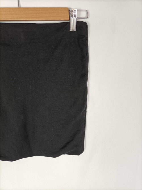 H&M.Falda negra ajustada T.xs