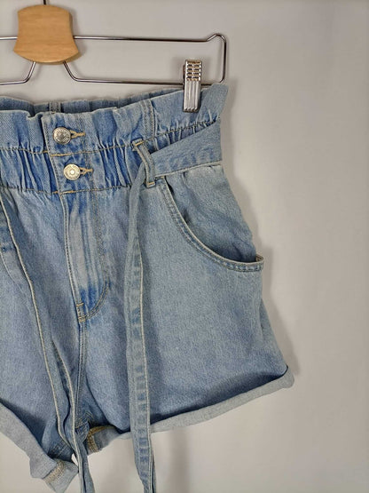 ZARA. Shorts denim slouchy T.38