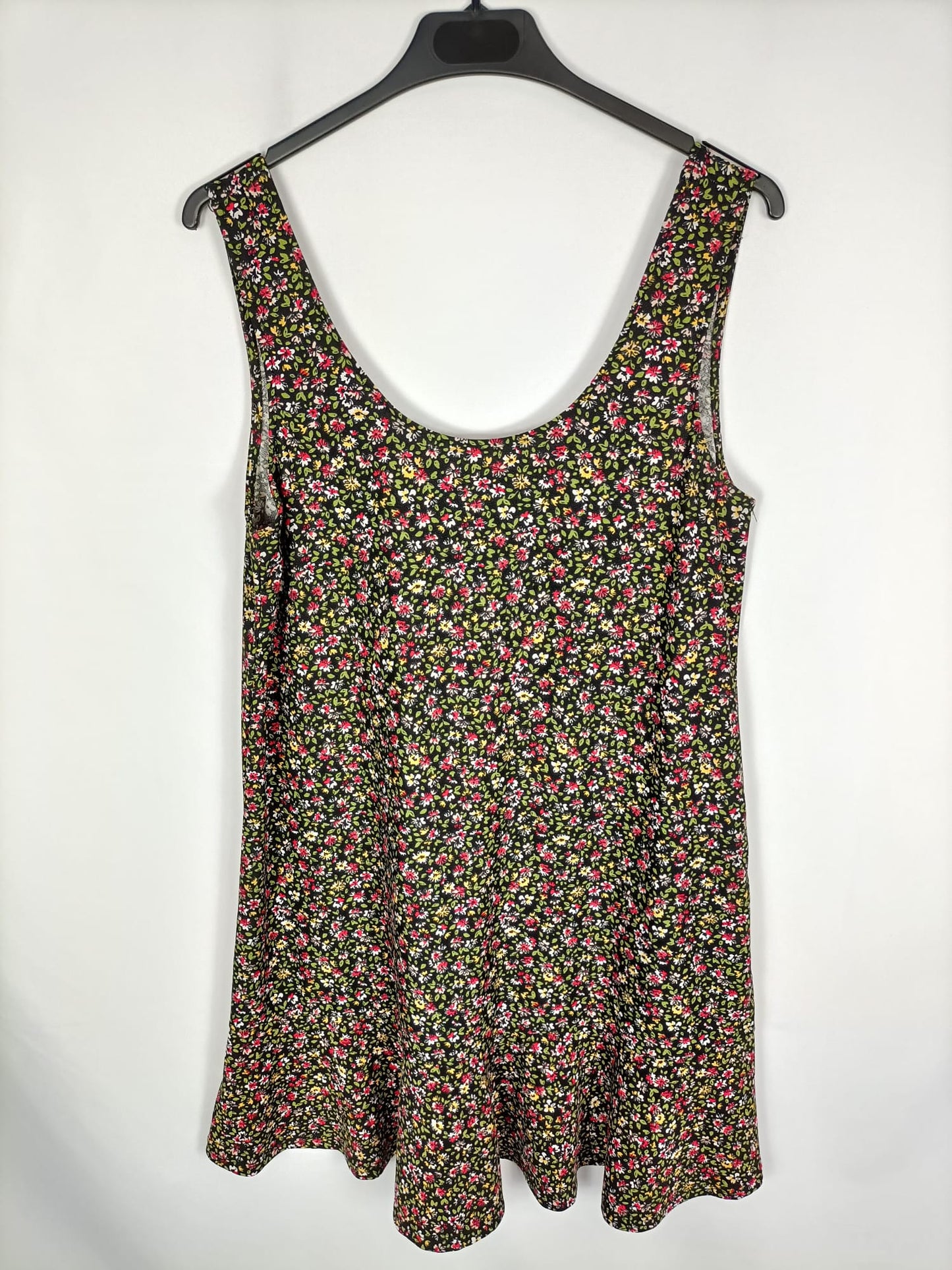 MANGO. Vestido negro florecitas T.m