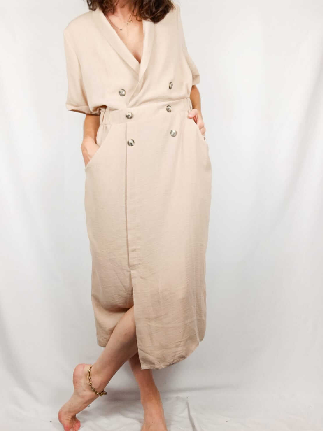 ASOS. Vestido midi beige T.40