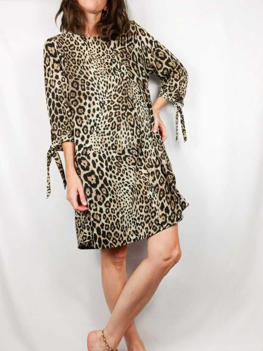DINA DRESS. Short animal print Ts dress
