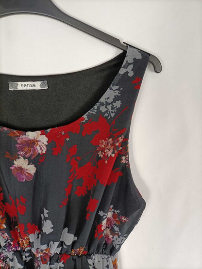 SENSES. Black floral dress Tl