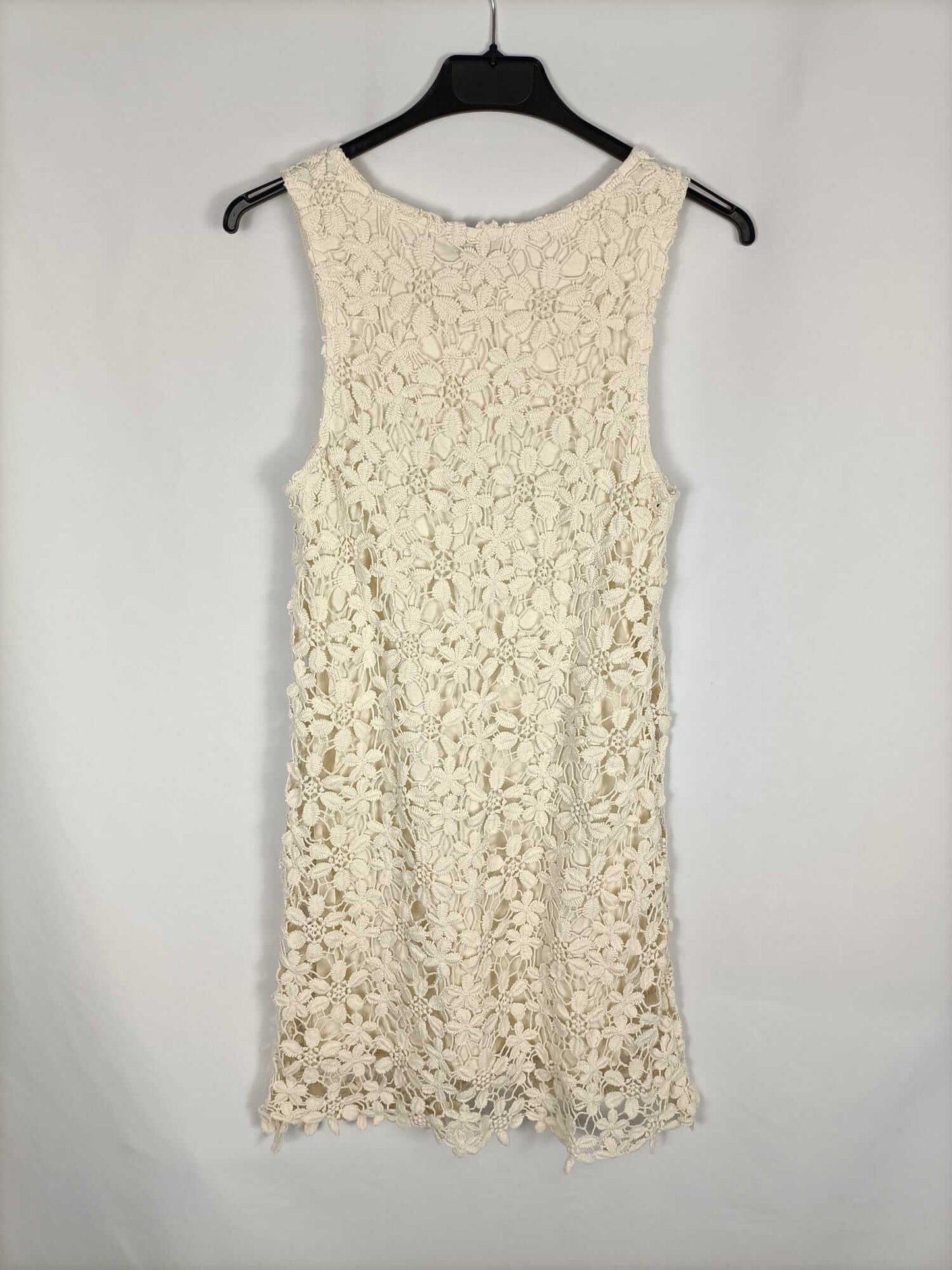 PULL&BEAR. Vestido beige encaje T.m